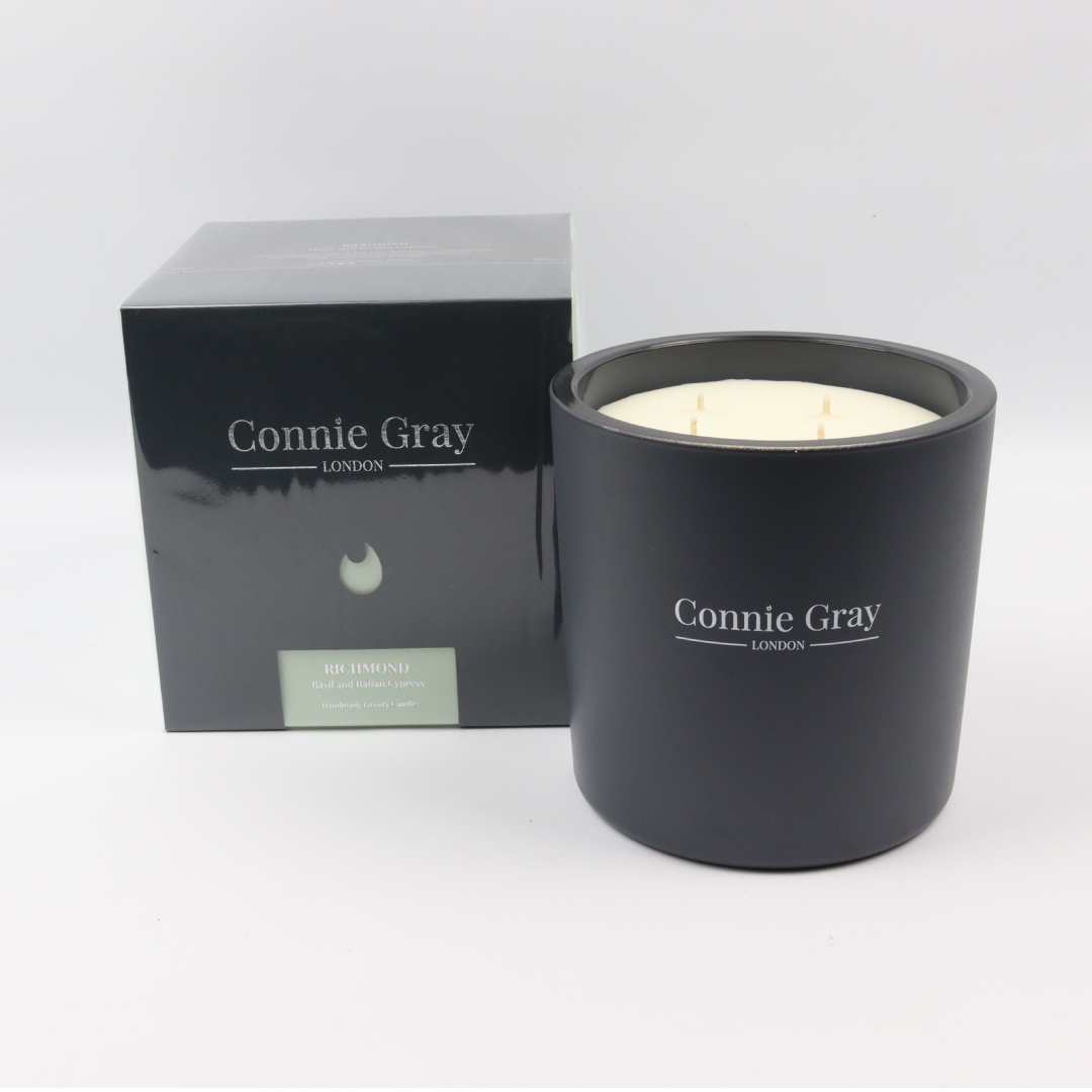 RICHMOND Deluxe Candle image